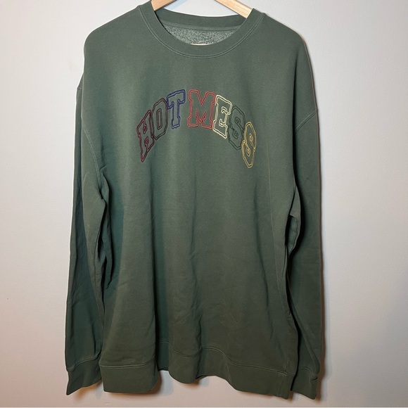 “Hot Mess” Embroidered Crewneck Size 2XL Dark Green Soft Pullover Sweatshirt - Picture 1 of 4